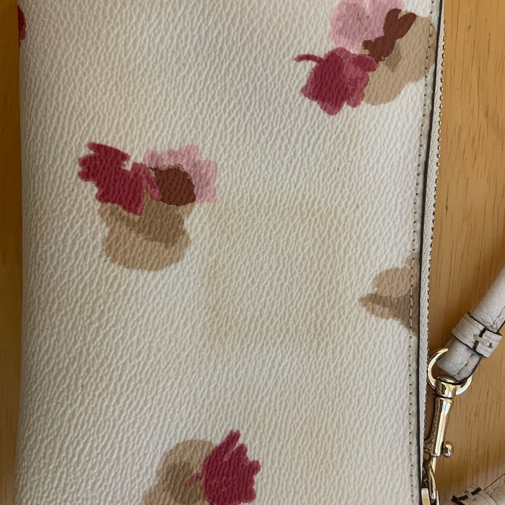Coach Floral Wristlet in Cream and Pink - Picture 4 of 7